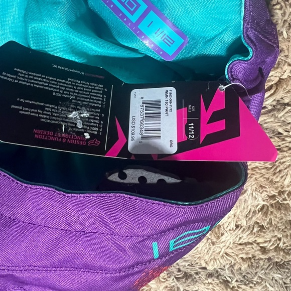 New With Tags Fox 180 Dirtbike Riding Gear Pants Jersey XL 11/12 - Picture 5 of 5